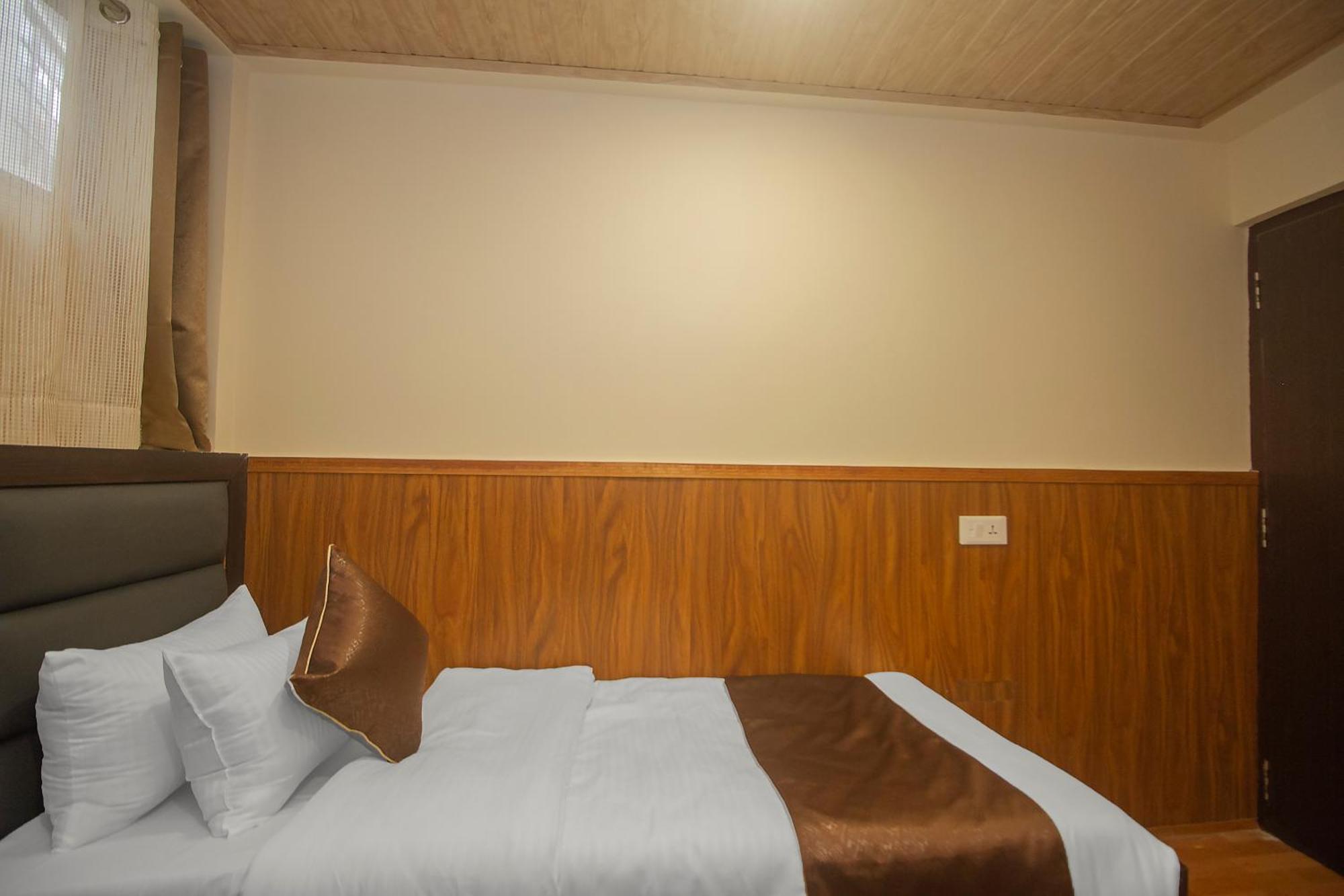 Hotel Tibet Gallery Gangtok Buitenkant foto