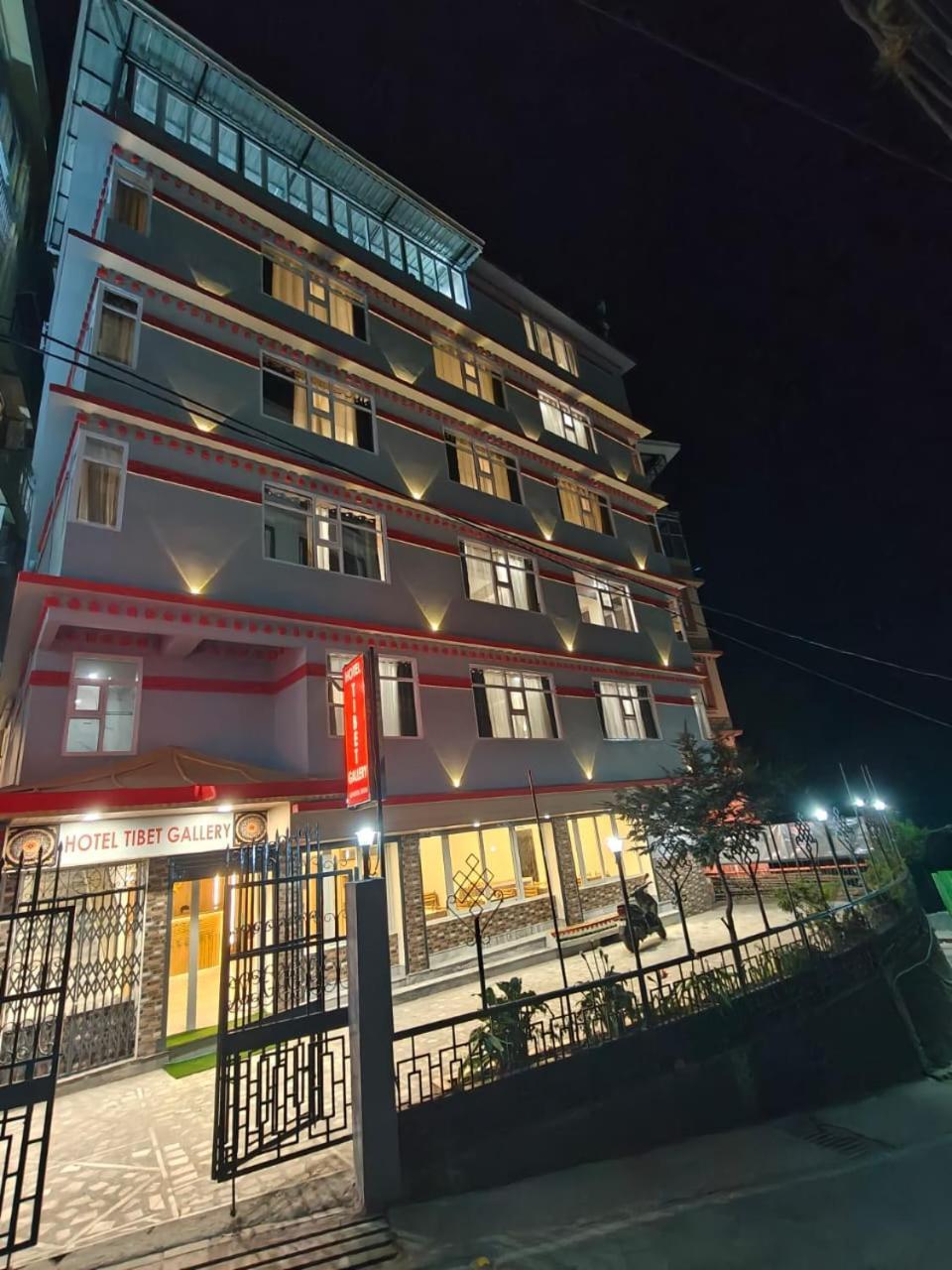 Hotel Tibet Gallery Gangtok Buitenkant foto